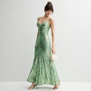 VIOLET WEEKEND JUNIORS' STRIPED SEQUIN LACE UP GOWN Size 7/8 Sage Green